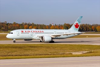 An Air Canada Boeing 787-8 Dreamliner aircraft with registration number C-GHQQ at Munich Airport