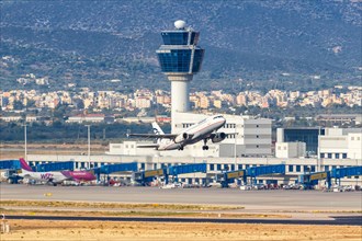 An Airbus A320 aircraft of Aegean Airlines with registration number SX-DVT at Athens airport