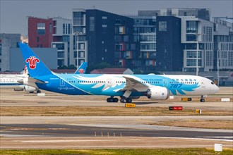 A China Southern Airlines Boeing 787-9 Dreamliner with registration number B-20CJ at Shanghai Hongqiao Airport