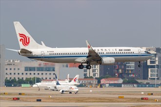 An Air China Boeing 737-800 with registration number B-5426 at Shanghai Hongqiao Airport
