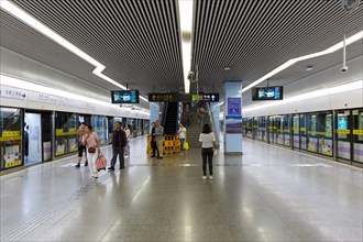 Shanghai Hongqiao Railway Station Shanghai MRT Metro Subway Station in Shanghai
