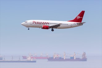A Peruvian Boeing 737-300 aircraft with registration number OB2089P lands at Lima Airport