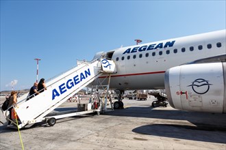 An Airbus A320 aircraft of Aegean Airlines with registration number SX-DGO at Athens airport