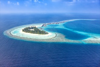 Maldives island holiday sea panorama text free space copyspace Halaveli Resort Ari Atoll aerial photo tourism