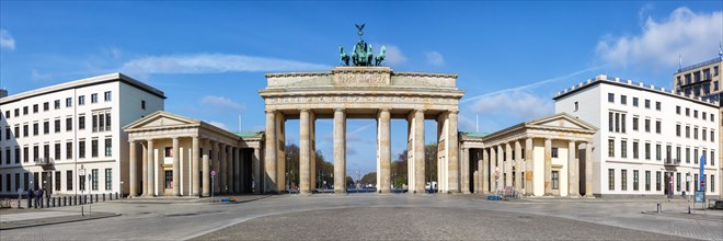 Brandenburg Gate Panorama in Berlin