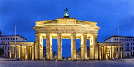 Brandenburg Gate Panorama by night in Berlin