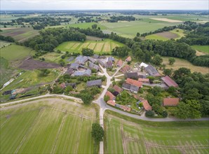 The Rundlingsdorf Guehlitz (drone photo) is one of the 19 Rundlings villages that have applied to become a UNESCO World Heritage Site. Guehlitz