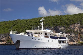Luxury dive boat