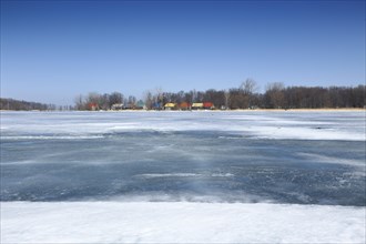 Thick ice on the Saint Lawrence River