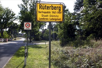 Village sign of the village republic Rueterberg