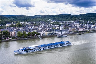 Cruise ship on the Rhine at Boppard