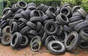 Collection point for used tyres