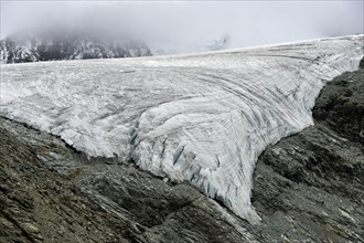 Glacier in retreat