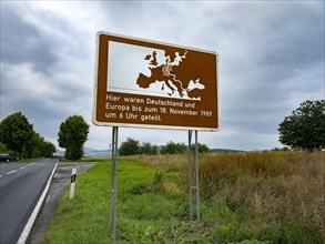 Information board at the border between Thuringia and Hesse on the opening of the border in November 1989 View in west direction