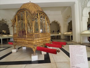 State palanquin