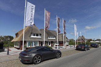 Kampen's luxury shopping mile Stroenwei