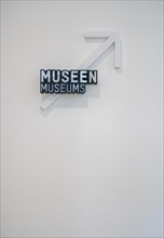 Directional arrow to the museums in the Humboldt Forum Berlin