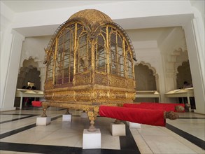 State palanquin