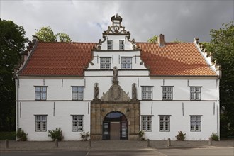 Gatehouse to Husum Castle