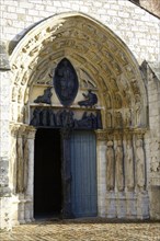 Main portal of Saint-Ayoul church