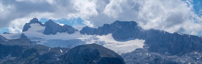 View to the Hallstatt Glacier and High Dachstein