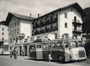 Summer holiday in 1960: German coach on the way to