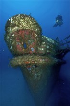 Diver hovers over shipwreck Karwela