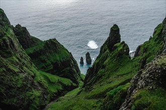 Greened Beinisforo Cliffs