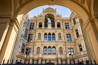 The portal at the entrance to Schwerin Castle