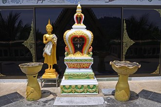 Altar with bowls for incense sticks