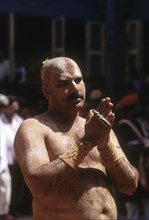 Wrestler saluting Maharaja