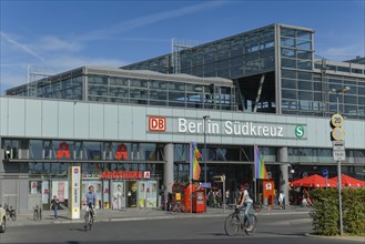 Suedkreuz train station