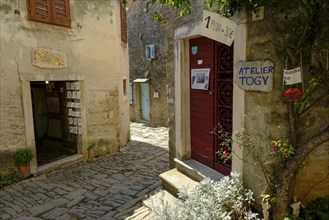 Gallery in the artists' village of Groznjan