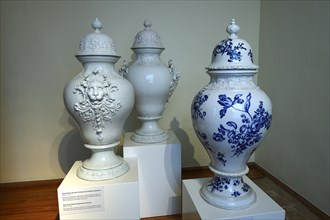 2 vases on the left