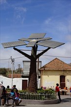 Tree with solar cells