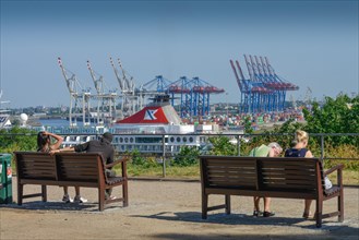 Altona Balcony viewing platform