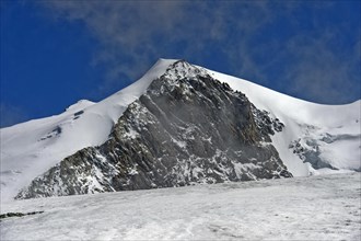 Bishorn above the Turtmangletscher