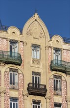 Art Nouveau Building Casa Punt de Ganxo (Punto de Gancho) 1906