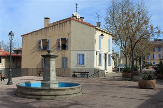Place de Moulins