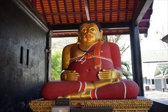 Monk figure in the Chedi Luang Temple
