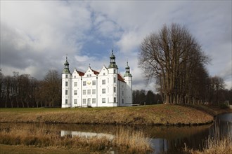 Ahrensburg Castle with Park