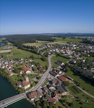 View of the village with castle and Aare bridge