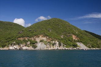 Hon Mot Island