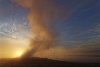 Geyser Stori at sunrise