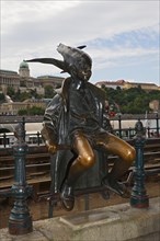 Bronze statue on Danube promenade