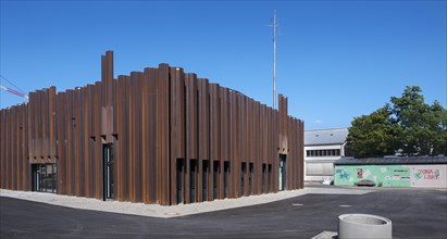 Replacement building and new construction of the Schwere horse-rider Theatre