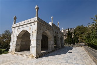 Little mosque