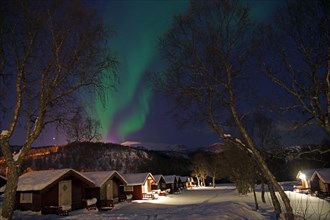 Small cabins and northern lights