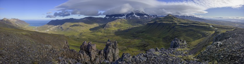 Left Njarovik Bay