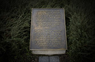 Memorial plaque